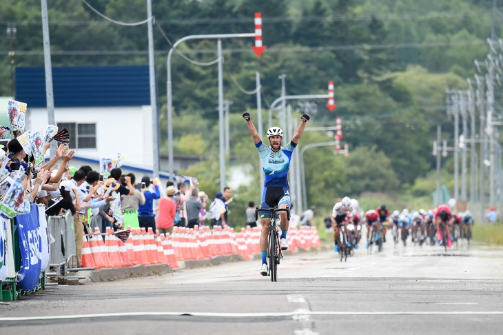 ツール・ド・北海道でステージ優勝を果たしたステフェン・バセット（アメリカ）