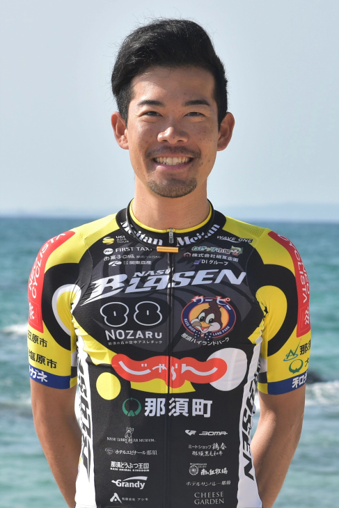 岸　崇仁 / KISHI Takahito (日本 / JPN)