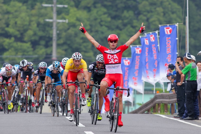 日本でおなじみのドラパックプロサイクリング。今年もツール・ド・熊野2014第1ステージなどを制している